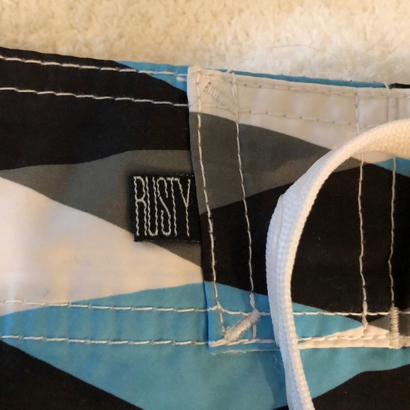 Rusty Men’s Board Shorts Size 34 - Picture 3 of 9